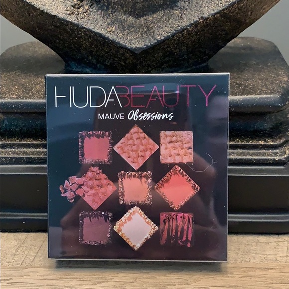 HUDA BEAUTY Other - Huda beauty 8 eyeshadow palette
